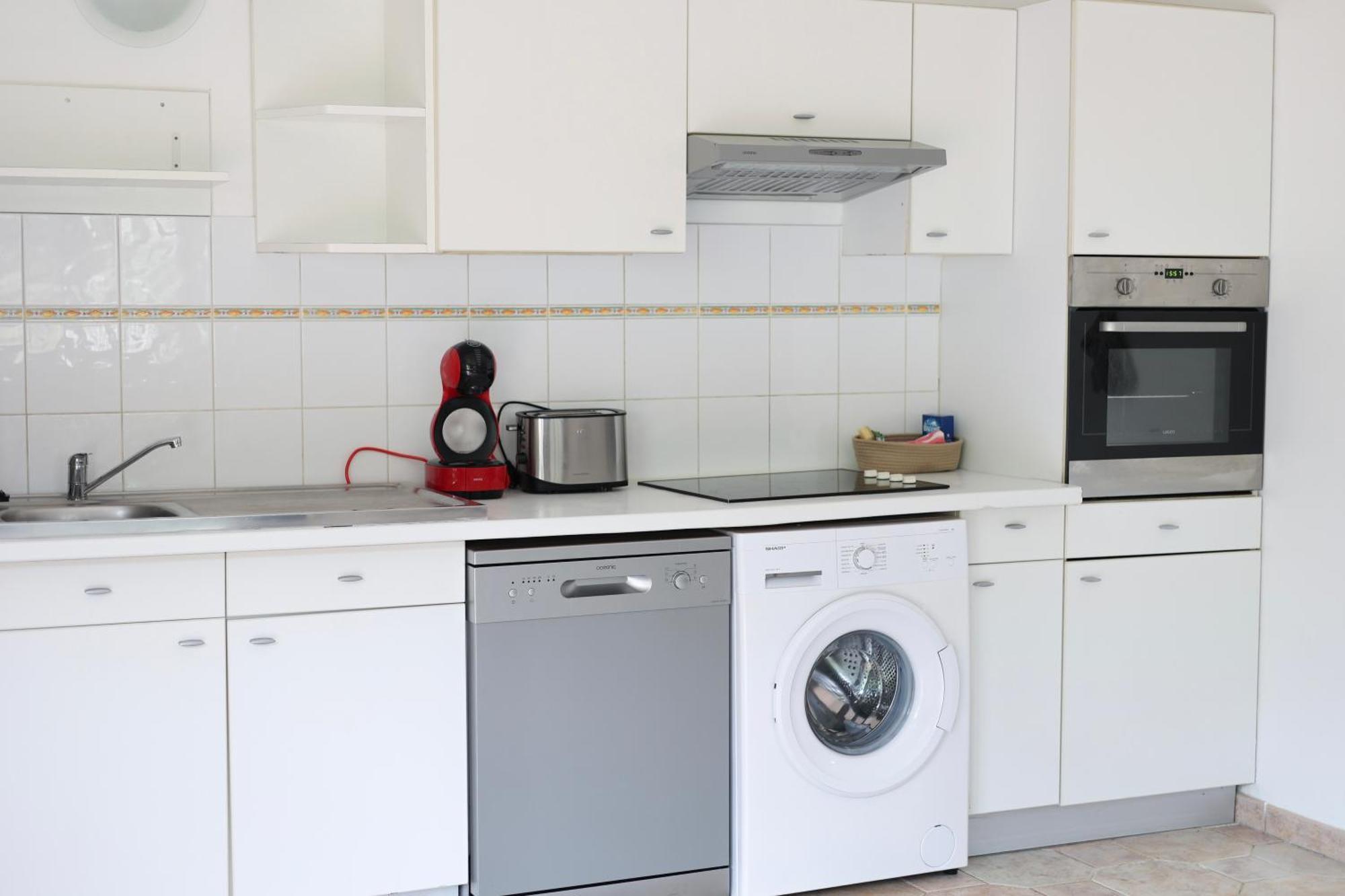 Marina Di Fautea Apartment Olmucciu Phòng bức ảnh