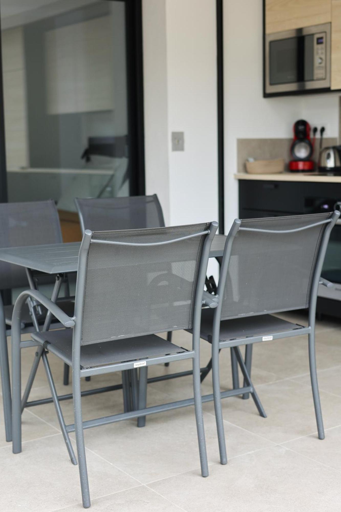 Marina Di Fautea Apartment Olmucciu Phòng bức ảnh